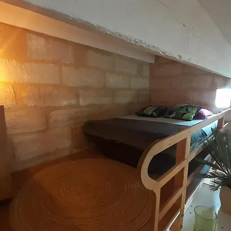 Joli Petit Studio Au Coeur D'uzes *