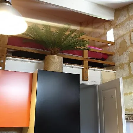 Apartment Joli Petit Studio Au Coeur D'uzes Uzes